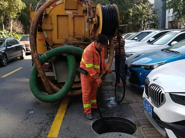 芝罘排污管道清淤